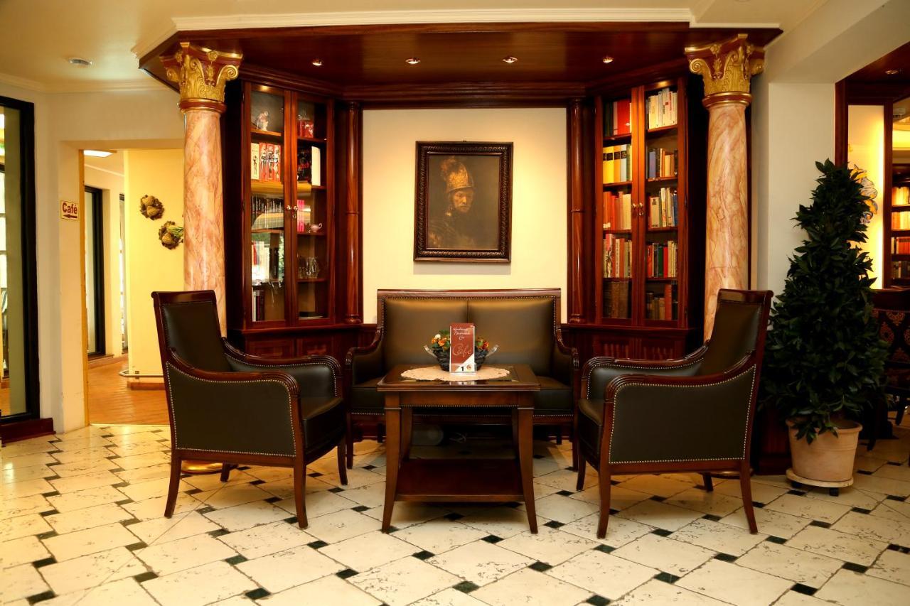 Hotel Vier Spitzen Lauenforde Екстериор снимка