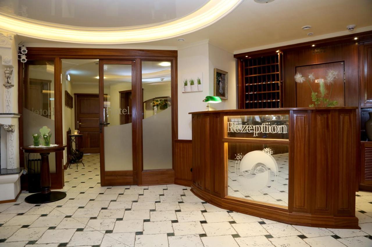 Hotel Vier Spitzen Lauenforde Екстериор снимка