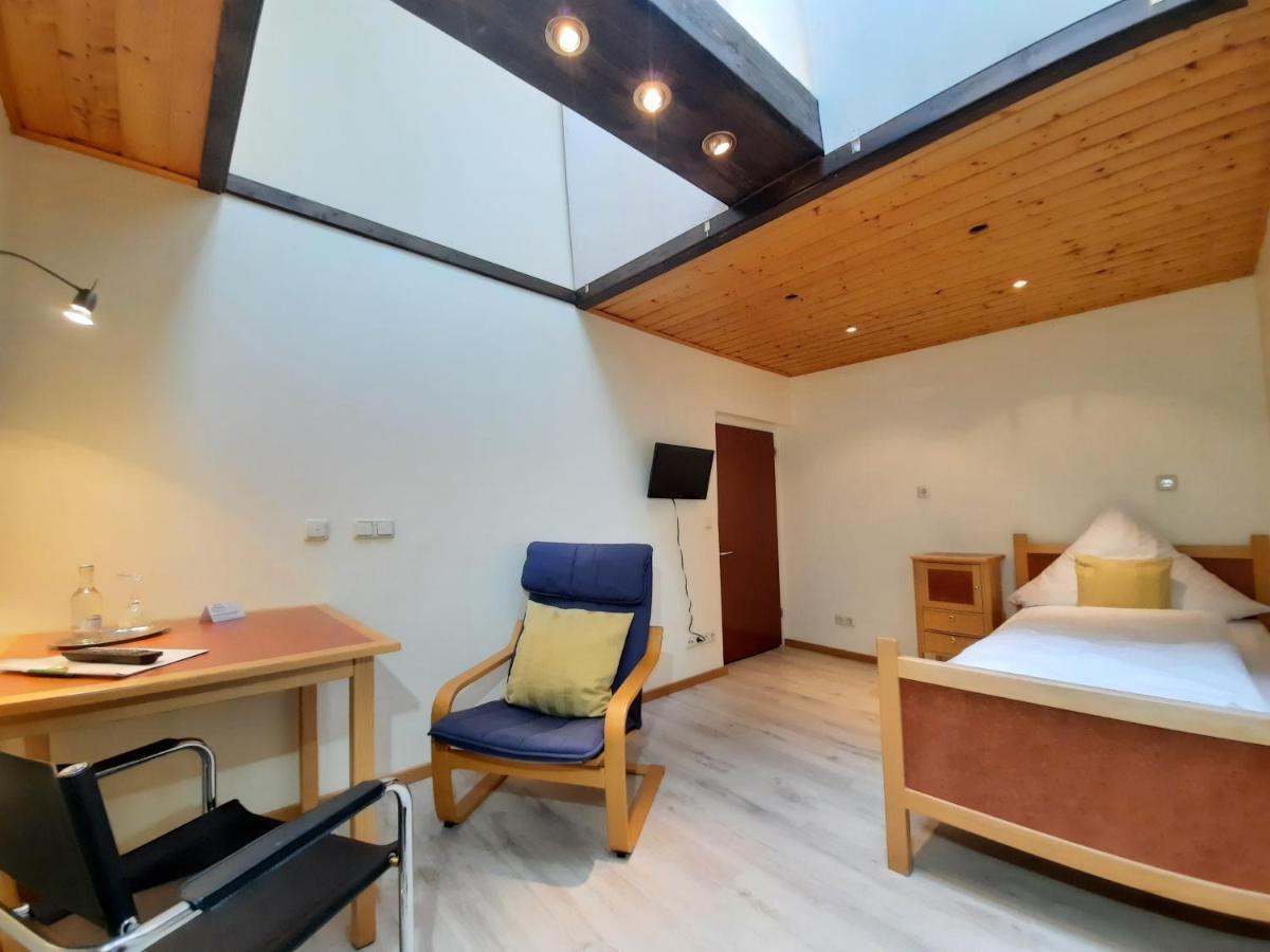 Hotel Vier Spitzen Lauenforde Екстериор снимка