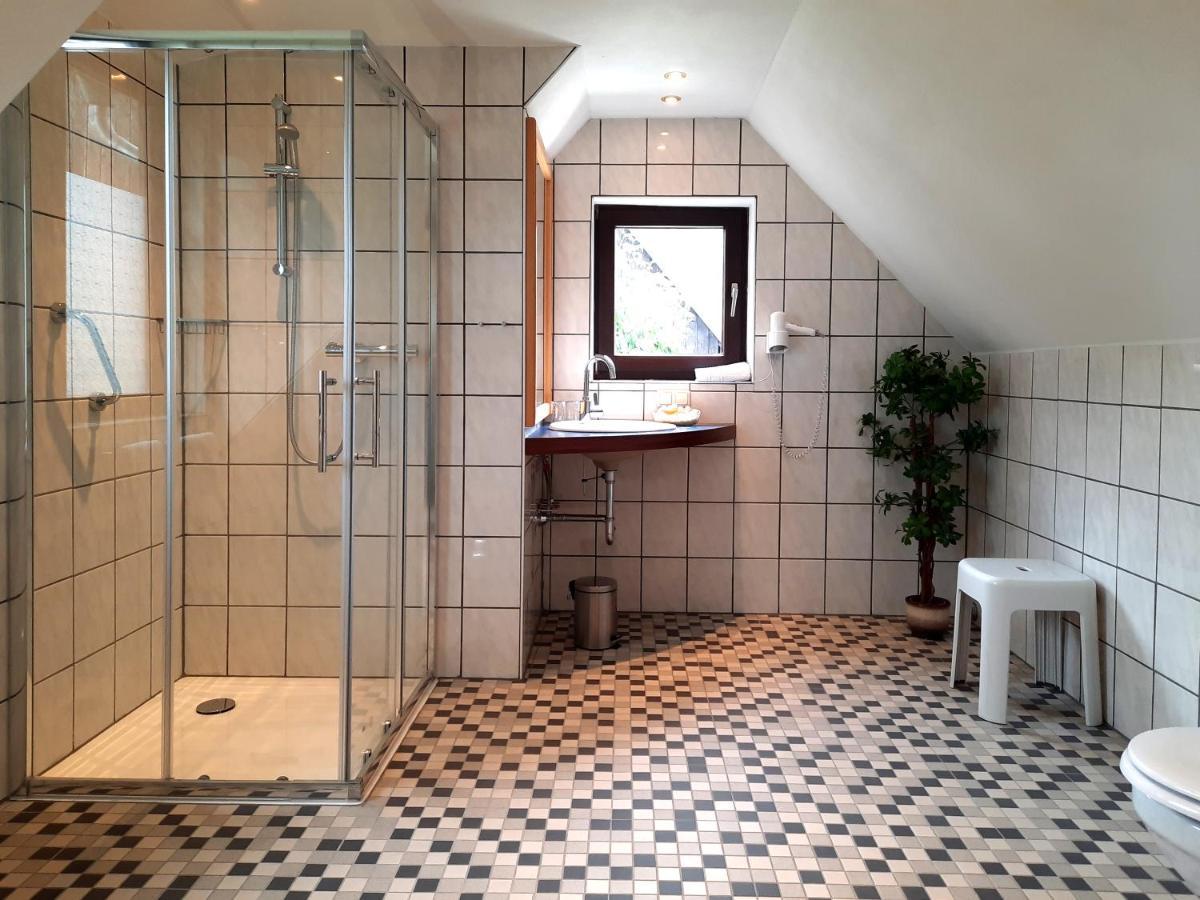 Hotel Vier Spitzen Lauenforde Екстериор снимка