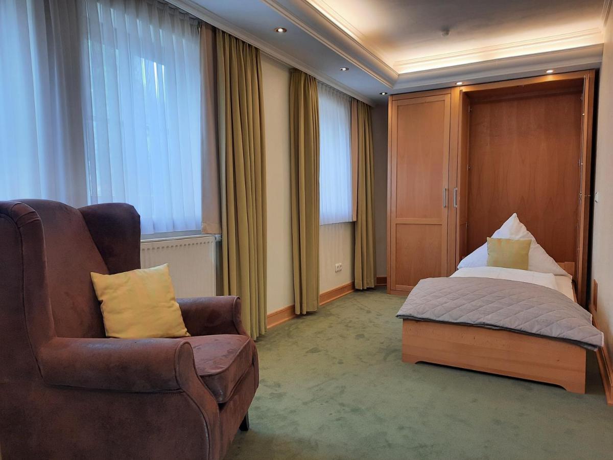 Hotel Vier Spitzen Lauenforde Екстериор снимка